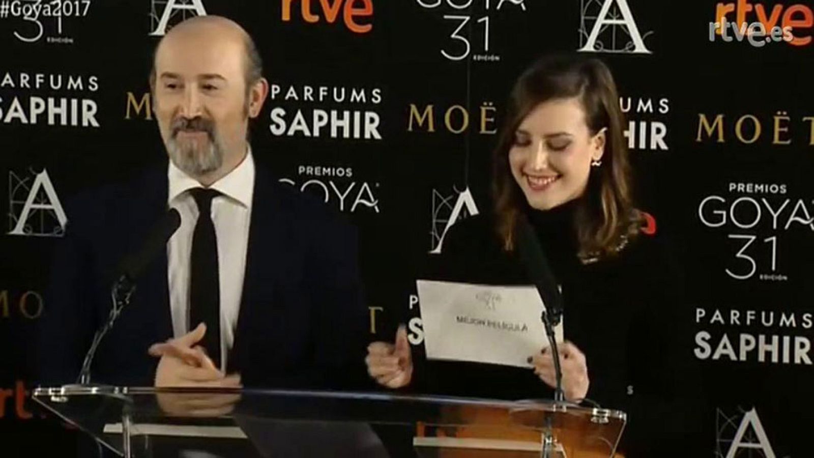 Javier Cámara y Natalia de Molina han leido las nominaciones a las categorías principales de los Goya 2017: actor principal, actriz principal, director novel, director y película.