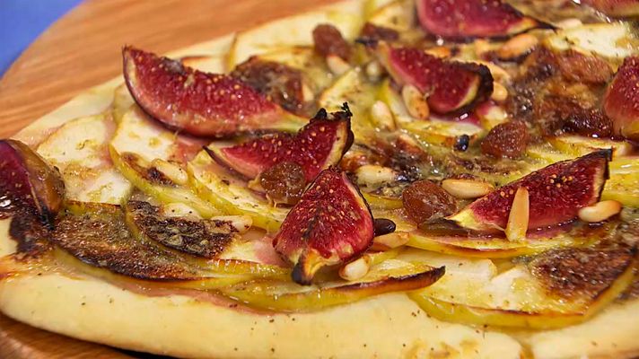 RTVE Cocina - Receta de coca de foie, queso y oporto