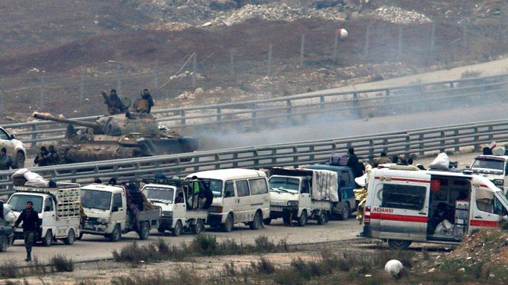 Telediario 1 - La ruptura del alto el fuego en Alepo bloquea la evacuación de la ciudad