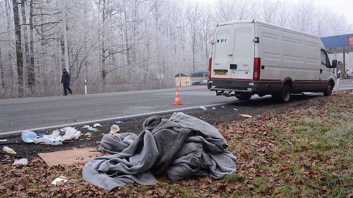 Telediario 1 - En 2015 Europa devolvió a 10.000 inmigrantes a sus países