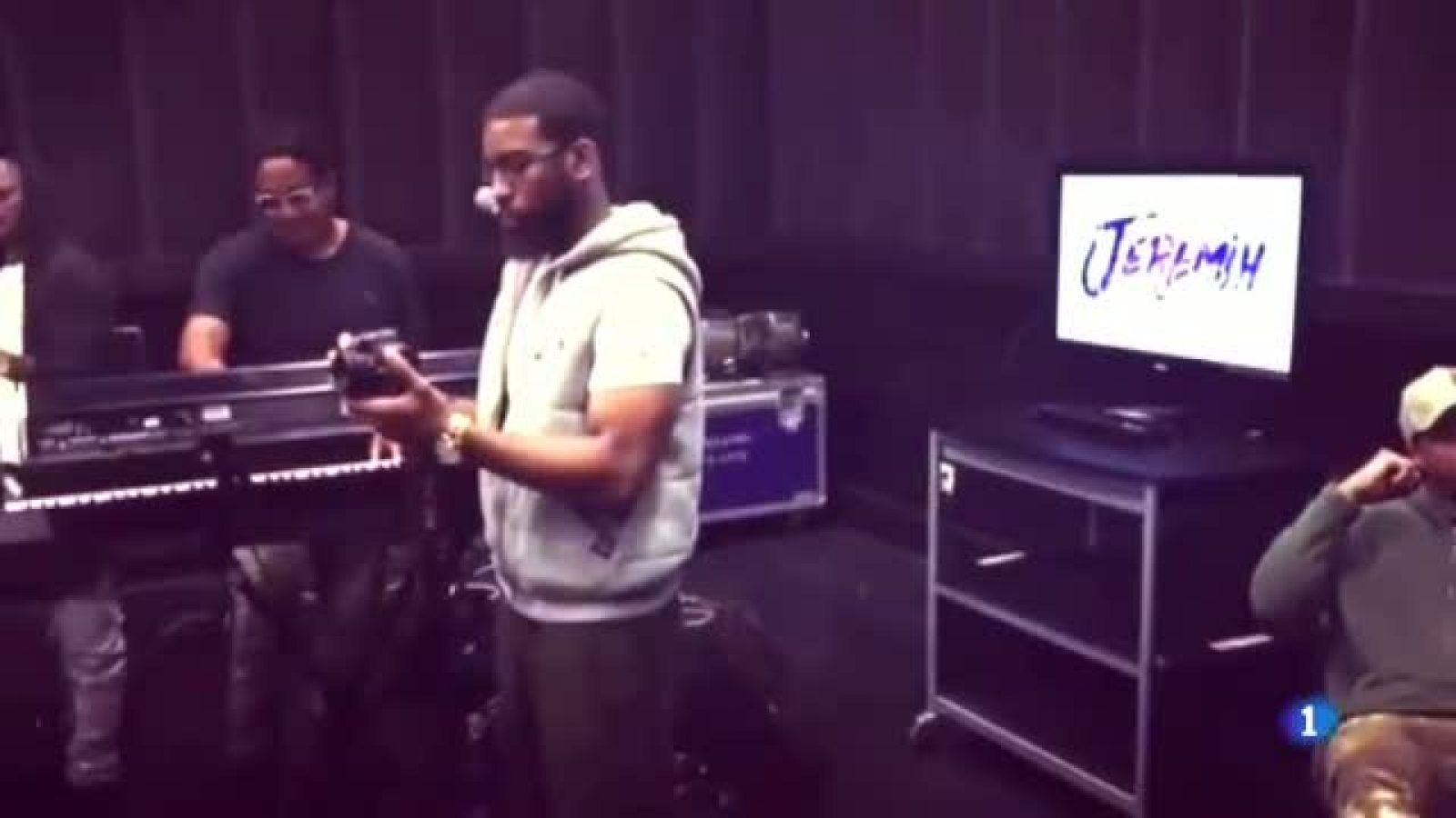 Que hi ha darrera de la moda del "mannequin challenge"?