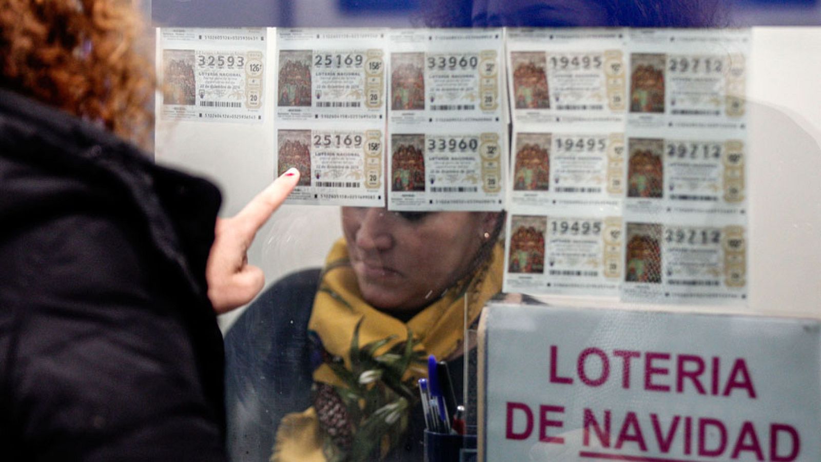 En la administración nº 2 de Roquetas de Mar esperan que vuelva a caerles la suerte