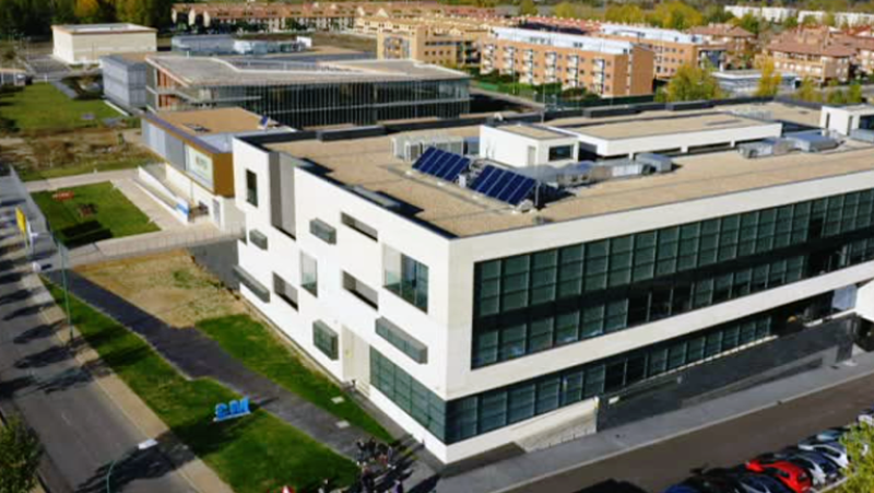 Fábrica de ideas - Incuba: USAL Emprende | Ver