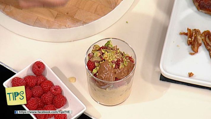 Tips - Triffle de plátano y dátil con salsa de chocolate especiado