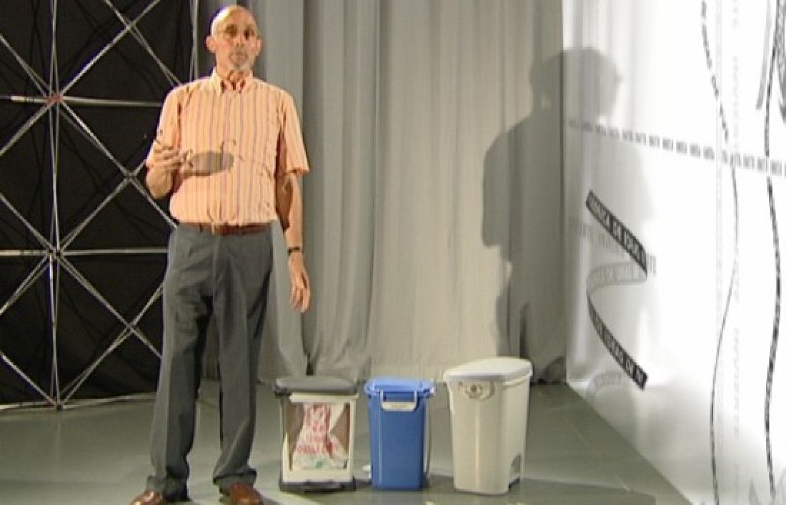 Fábrica de ideas - Inventa: Recicla Bag | Ver