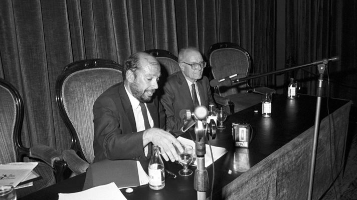 Telediario 1 - Encuentran muertos en su domicilio de Barcelona al periodista Alfons Quintà y su mujer