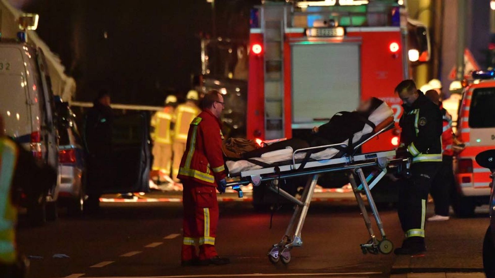 El padre del español herido en el atentado de Berlín dice que se encuentra bien - Informativo 24h | Ver