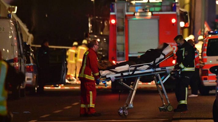 Informativo 24h - El padre del español herido en el atentado de Berlín dice que se encuentra bien