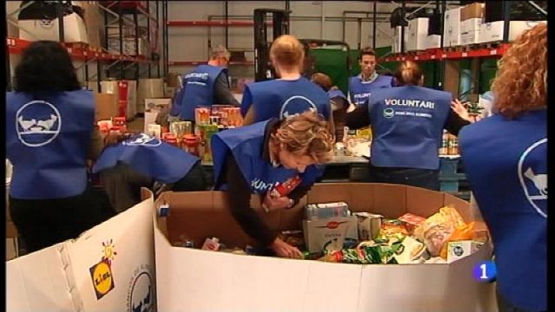 El Banc d'aliments fa feina a escarada pels menjars de Nadal