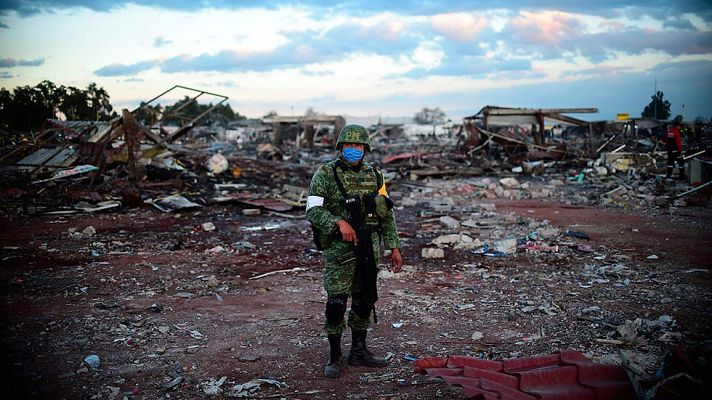 Informativo 24h - Al menos 27 muertos tras varias explosiones en una fábrica de pirotecnia en México