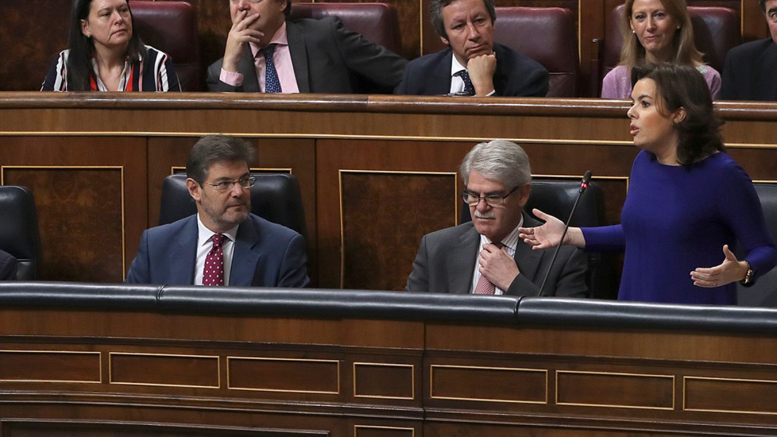 El Gobierno justifica sus vetos a iniciativas de la oposición porque costarían más de 15.000 millones