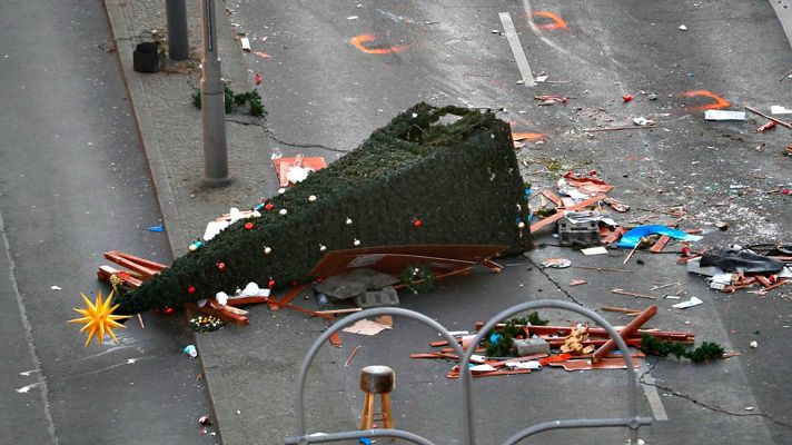 Telediario 1 - El Estado Islámico recrudece sus ataques en Occidente a medida que pierde terreno en Siria e Irak