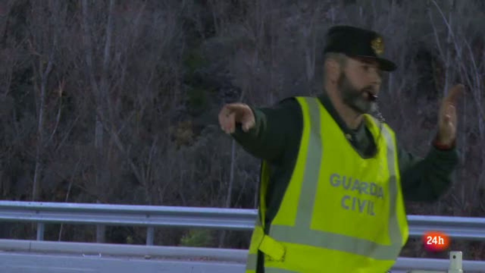 Pedro Rodríguez es Sargento de la Guardia Civil, nos cuenta que entra dinero ilegal desde Andorra. | Ver