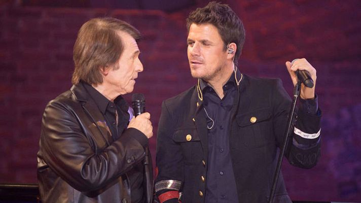 Especiales de Navidad - Raphael canta "Qué bonita la vida" con Dani Martín