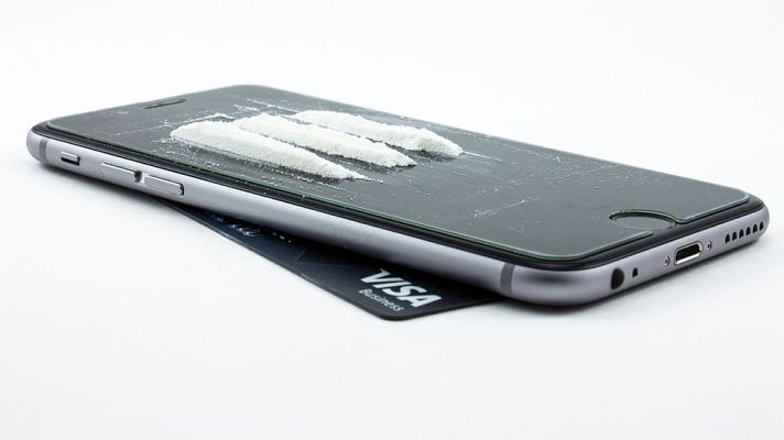 Telediario 1 - El consumo de estupefacientes aumenta en estas fiestas