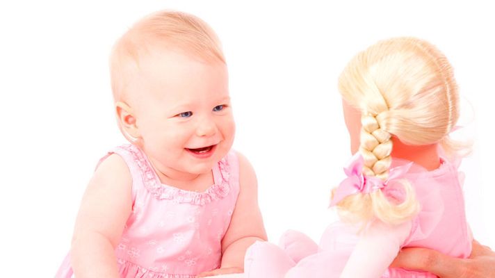 Telediario 1 - Trueques de juguetes para promover consumo responsable