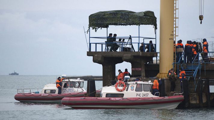Telediario 1 - Hallan el fuselaje del avión ruso que se extrelló con 92 personas a bordo en el Mar Negro