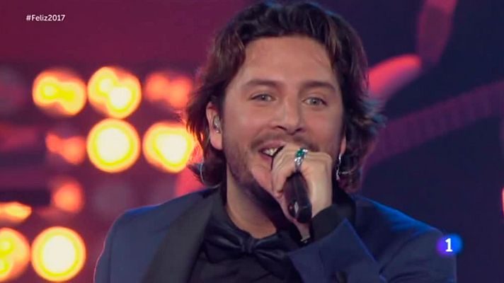  - ¡Feliz 2017! - Manuel Carrasco canta 'Yo quiero vivir'