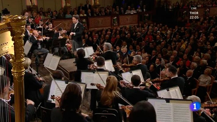 Concierto de Año Nuevo - 'Marcha Nechledil' de Franz Lehár