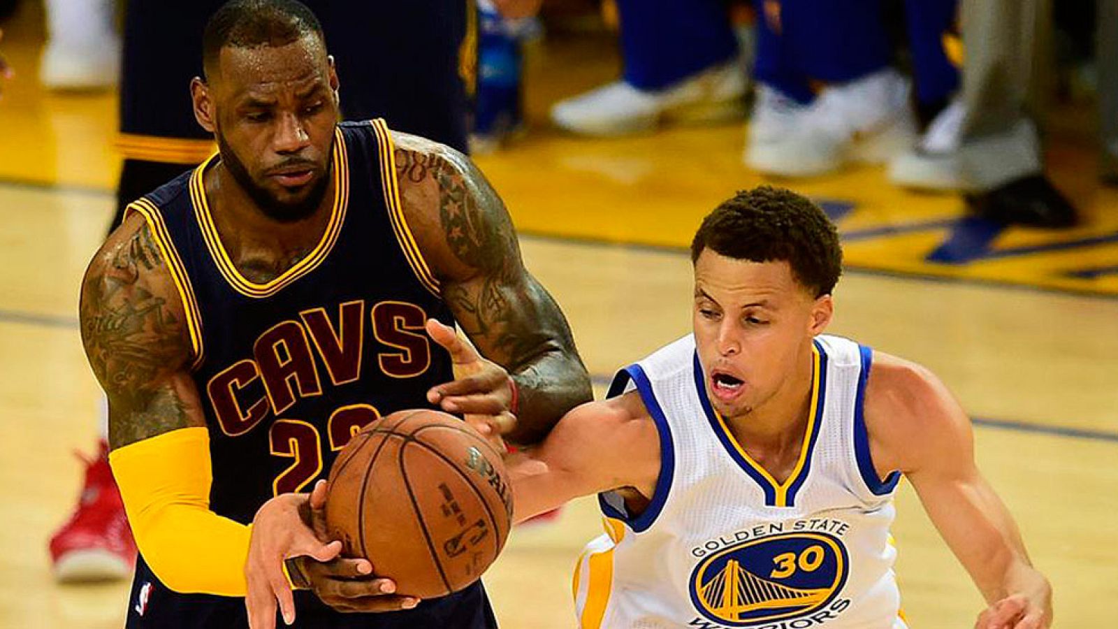 Curry y Lebron, protagonistas del cara a cara más cotiz