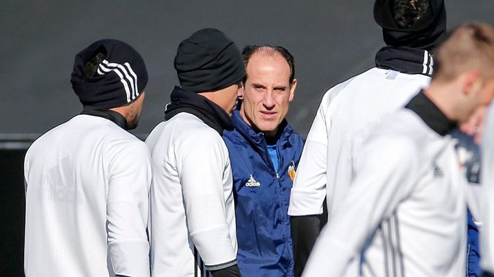 Telediario 1 - Voro ya prepara la Copa con el Valencia