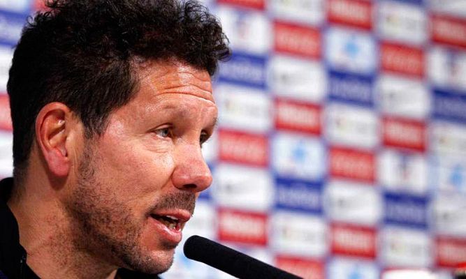 Telediario 1 - Simeone: "Hinchas y jugadores me tendrán que seguir soportando"