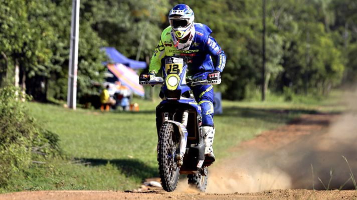 Telediario 1 - Al-Attiyah y De Soultrait ganan, pero España está al acecho en el Dakar