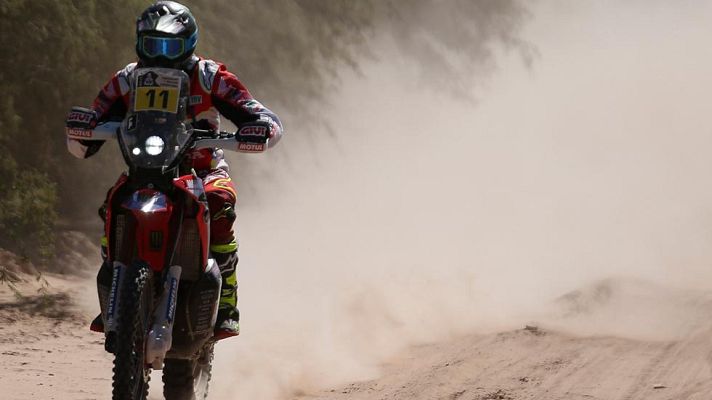 Telediario 1 - Barreda reafirma su liderato en motos tras la cuarta etapa