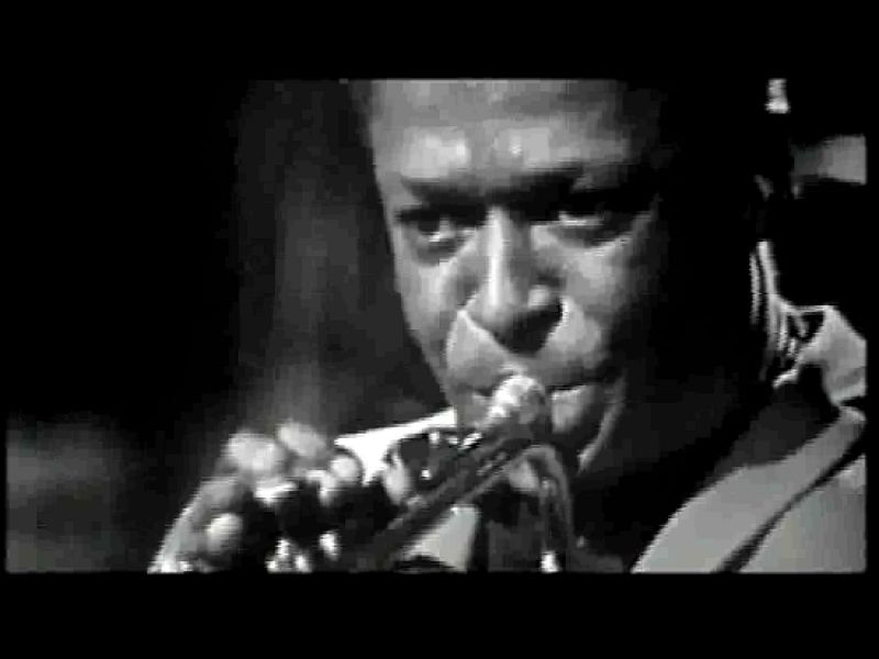 Miles Davis interpreta 'So What' | Ver
