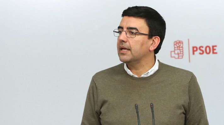 Los desayunos - Jiménez: "Cuando se convoque el Congreso, los que quieran ponerse al frente del partido podrán dar ese paso"