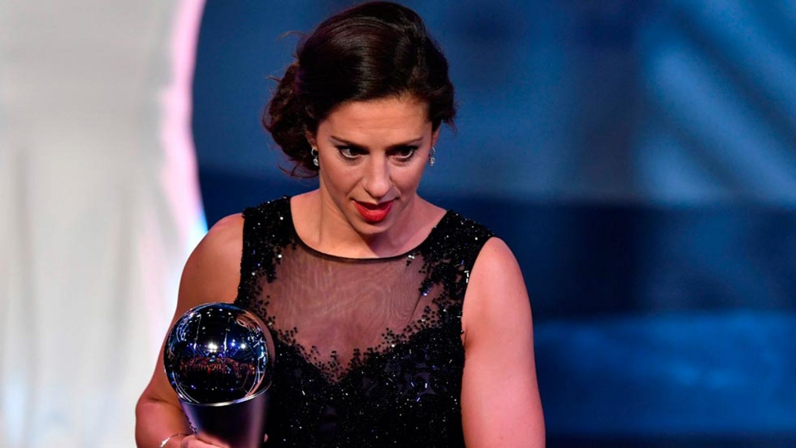 Carli Lloyd repite como mejor jugadora del año | Ver