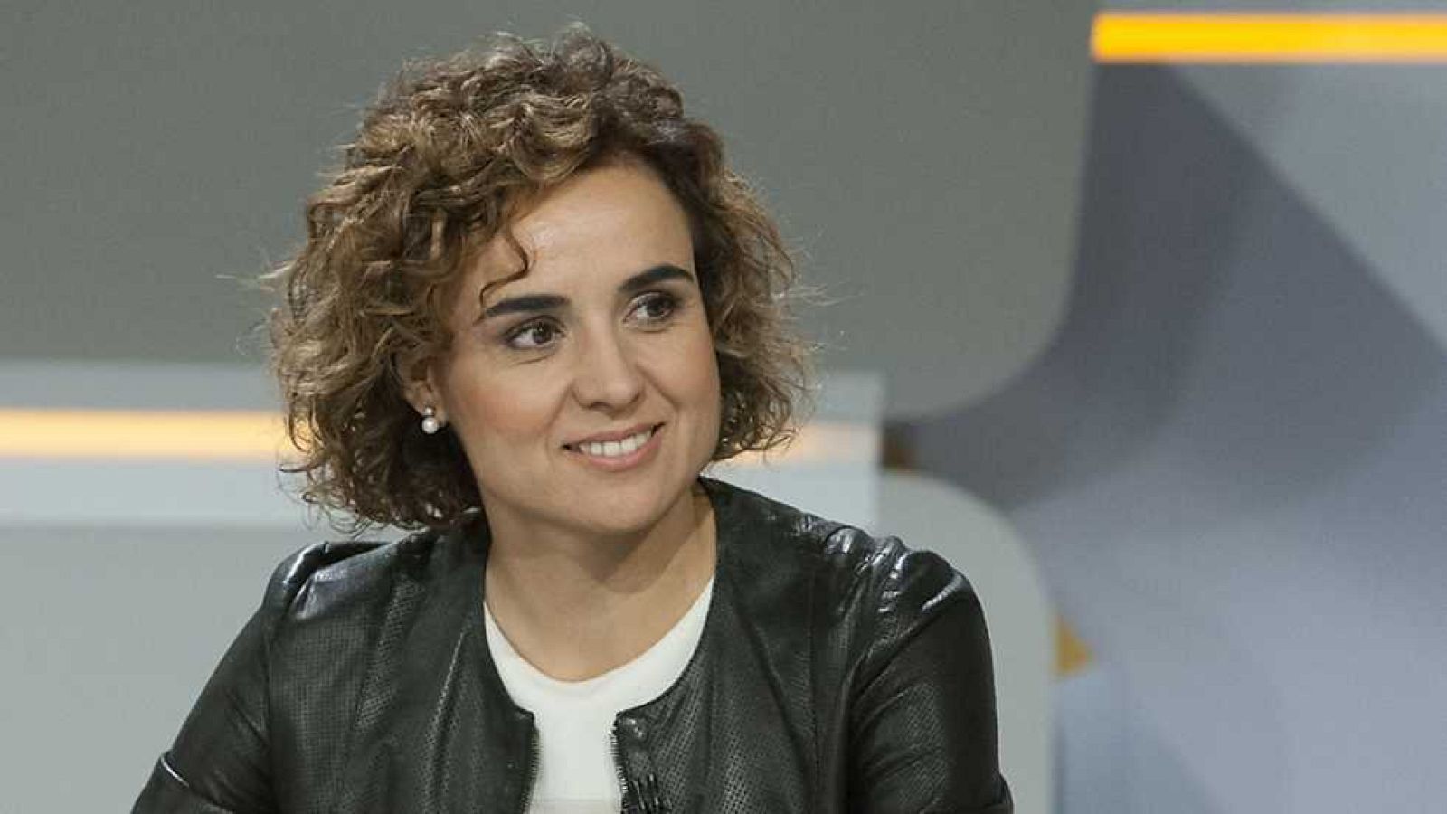 Los desayunos de TVE - Dolors Montserrat, ministra de Sanidad, Servicios Sociales e Igualdad - ver ahora