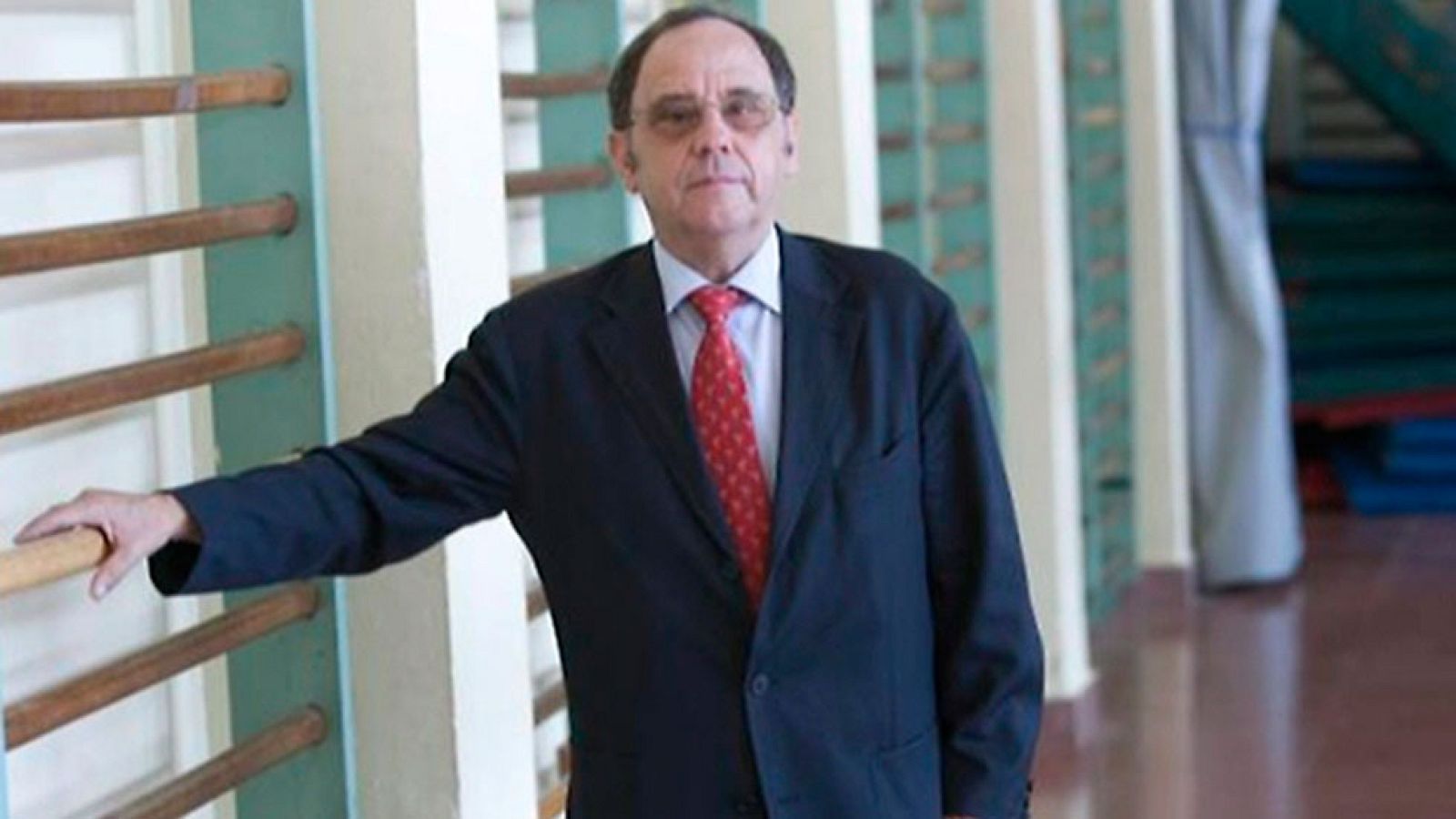 Condenan a siete años de cárcel a un catedrático de la Universidad de Sevilla por abusos sexuales