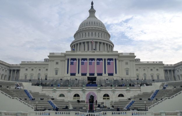 Telediario 1 - Telediario en 4' - 20/01/09