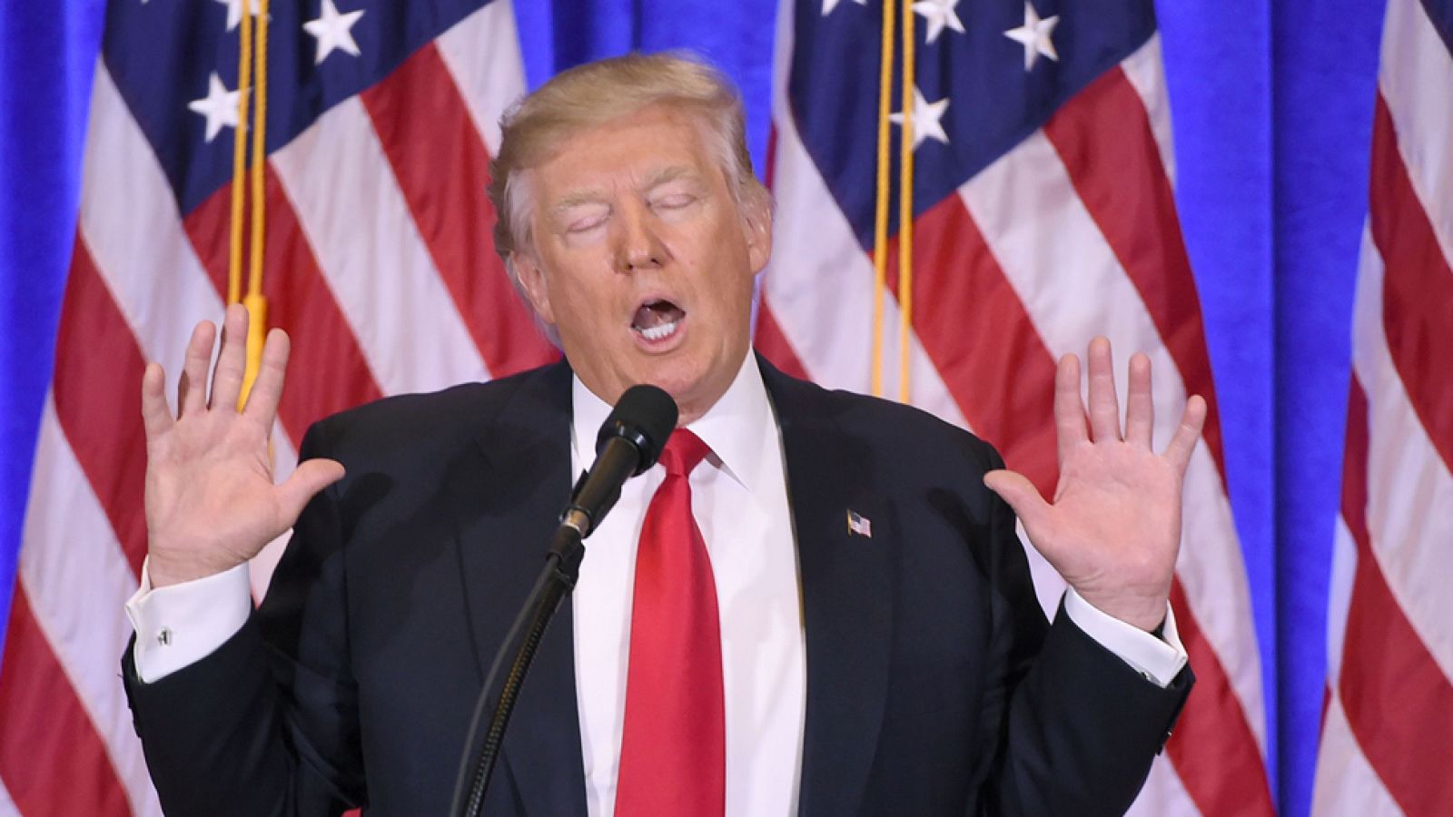 Donald Trump: "Todo el mundo nos 'hackea', incluyendo Rusia y China" - Informativo 24h | Ver