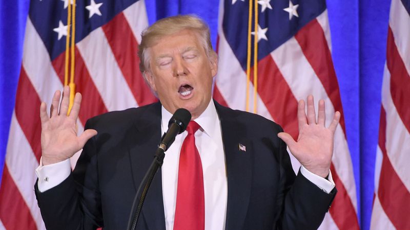 Donald Trump: "Todo el mundo nos 'hackea', incluyendo Rusia y China" - Informativo 24h | Ver