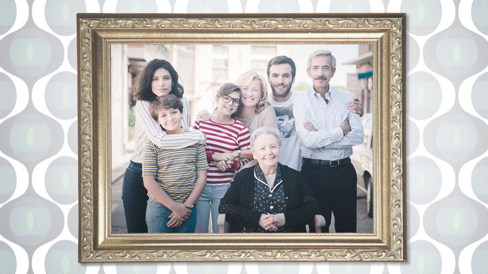 Cuéntame cómo pasó - Los hijos de los Alcántara vuelven al nido (y sus padres, tan contentos)