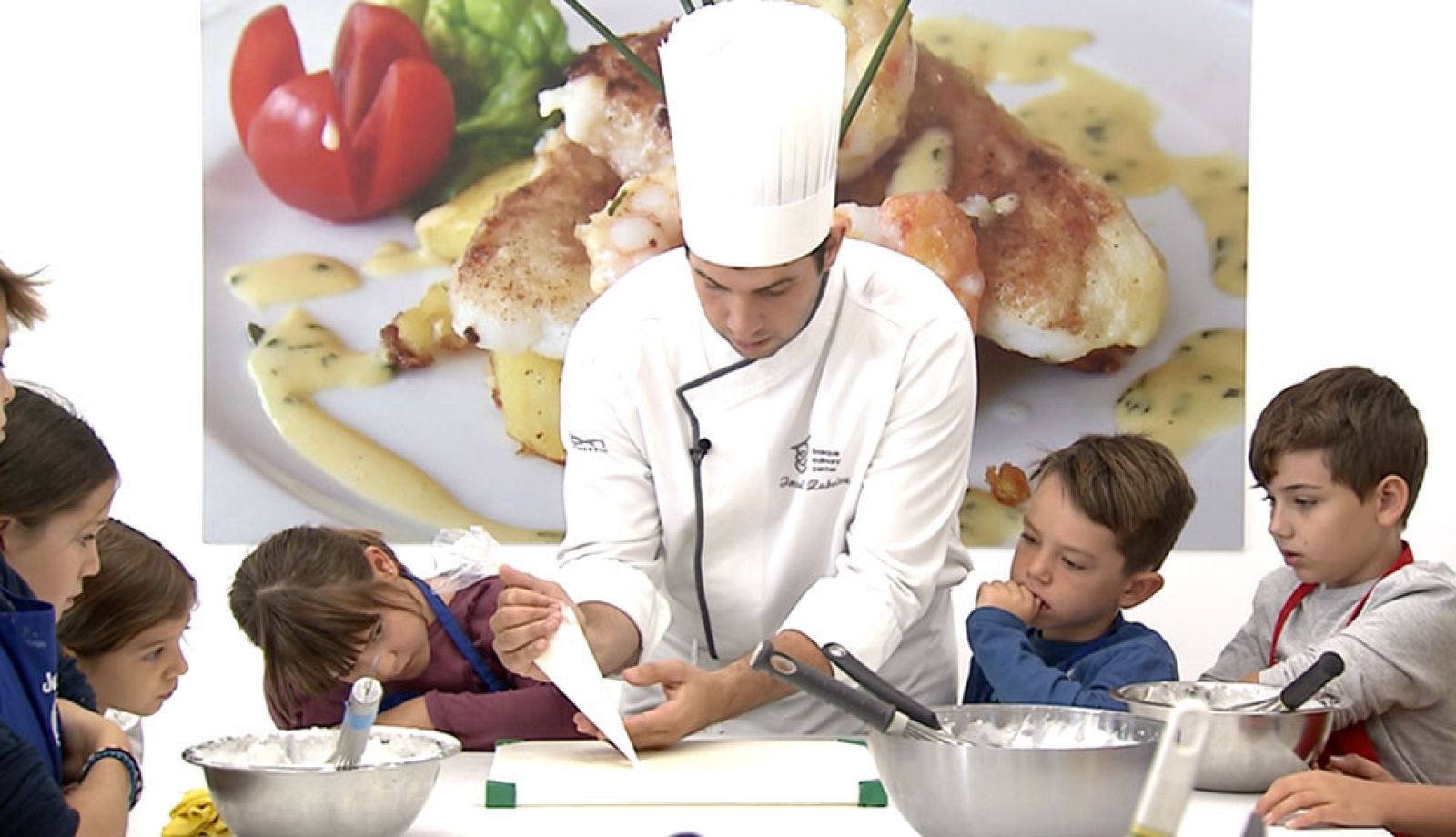 MasterChef Junior 4 - Lo básico de la repostería | Ver