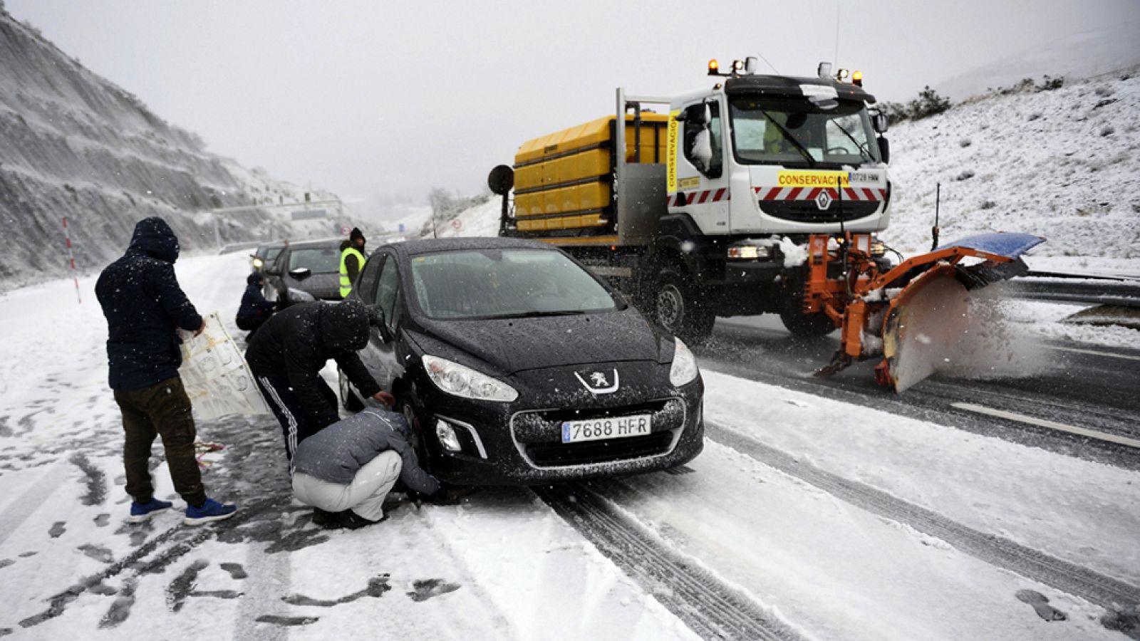 Nieve en cotas bajas del norte y Baleares y heladas en el interior peninsular
