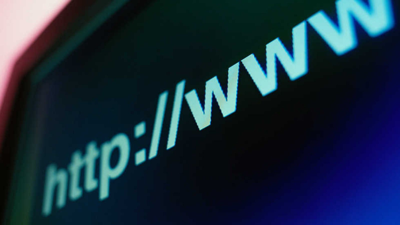 Informe Semanal - El lado oscuro de Internet - ver ahora