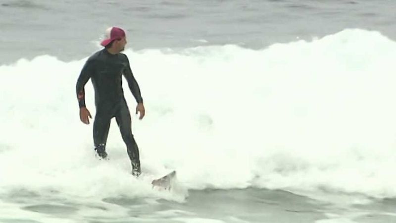 Al filo de lo imposible - Surf: El cazador de olas gigantes - ver ahora