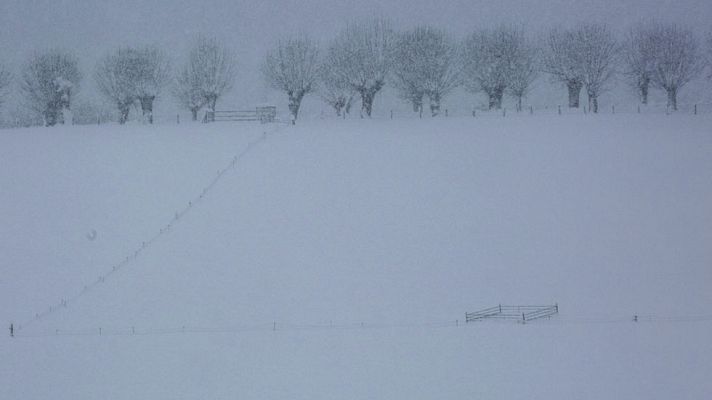 El tiempo - La primera ola de frío en dos años dejará nevadas  incluso en la costa