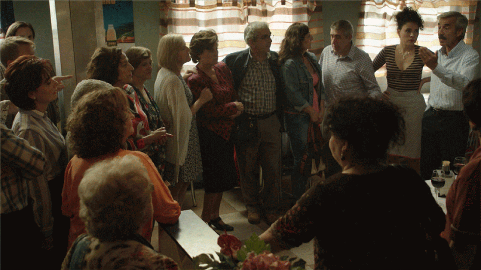 Cuéntame cómo pasó - San Genaro se engalana para recibir a Tierno Galván