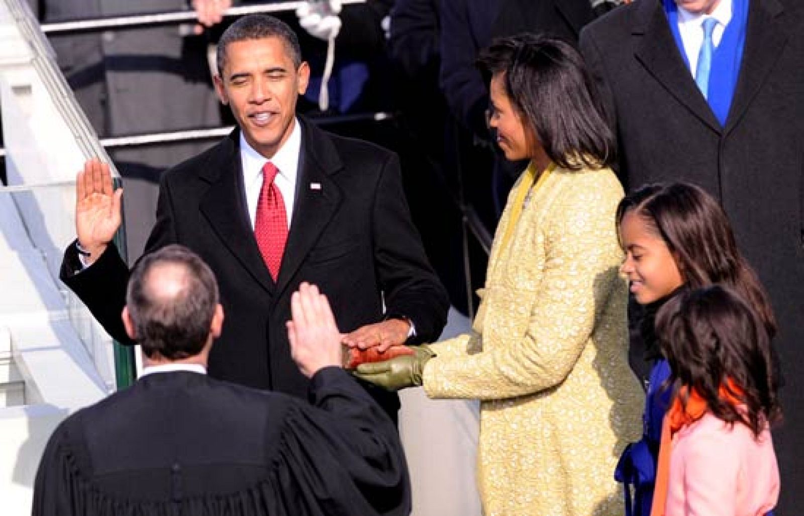 Telediario 2 en cuatro minutos - 20/01/09 | Ver