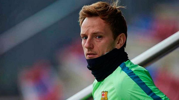 Telediario 1 - Rakitic: "Si Luis Enrique me dice que me tire por un puente lo haré"