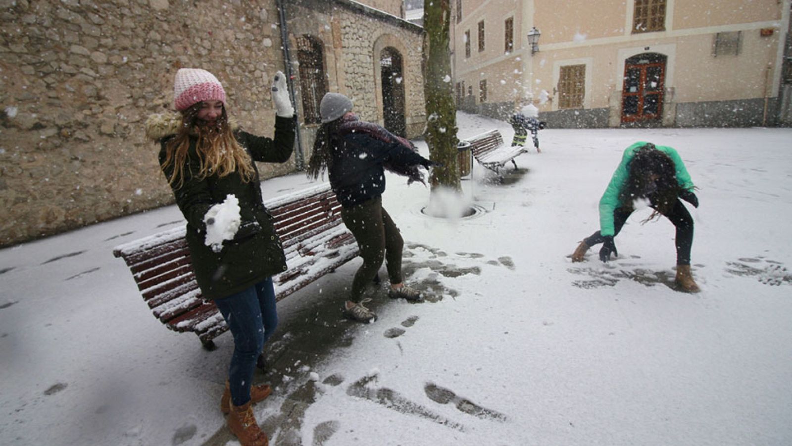 Telediario 2 en cuatro minutos - 17/01/17