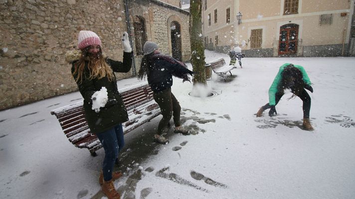 Telediario 1 - Telediario 2 en 4' - 17/01/17