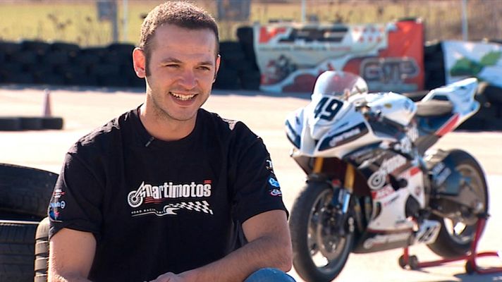 Motociclismo - El piloto Víctor López prepara la carrera de la isla de Man