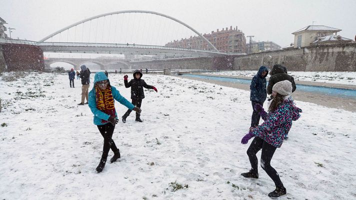 El tiempo - Copiosas nevadas en el este peninsular y heladas