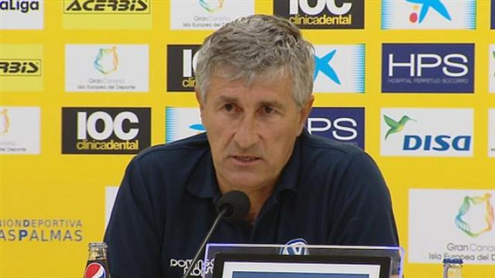  - Tres jugadores de la UD, en la grada por indisciplina